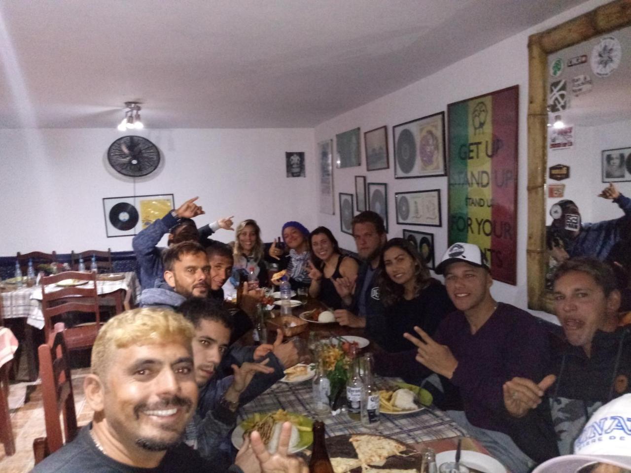 My Friend Surf Hostal Huanchaco Buitenkant foto